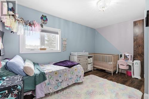 122 Mcguire Beach Road, Kawartha Lakes (Carden), ON - Indoor Photo Showing Bedroom