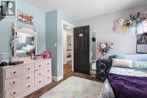122 Mcguire Beach Road, Kawartha Lakes (Carden), ON - Indoor Photo Showing Bedroom