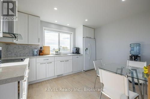 165 East West Line, Niagara-On-The-Lake (Lakeshore), ON - Indoor Photo Showing Other Room