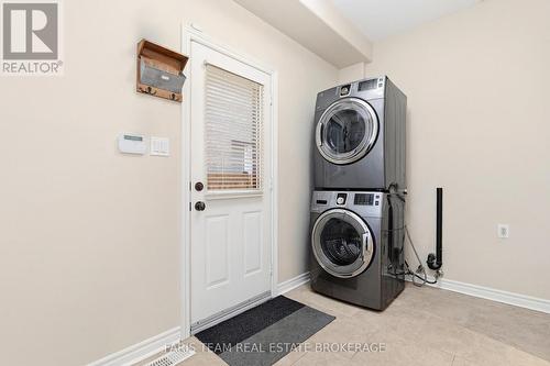 3 Prince William Way, Barrie, ON - Indoor Photo Showing Laundry Room