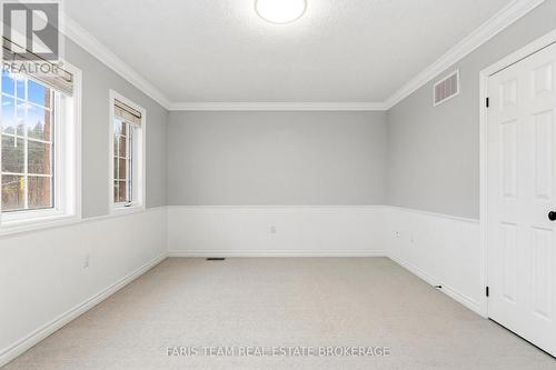 3 Prince William Way, Barrie, ON - Indoor Photo Showing Other Room