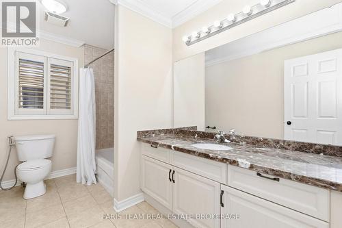 3 Prince William Way, Barrie, ON - Indoor Photo Showing Bathroom