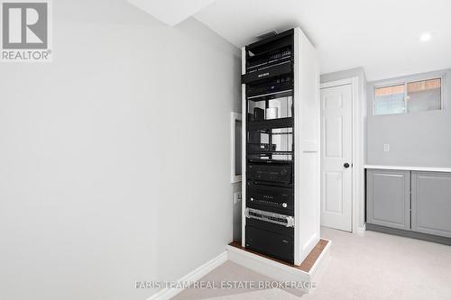 3 Prince William Way, Barrie, ON -  Photo Showing Other Room