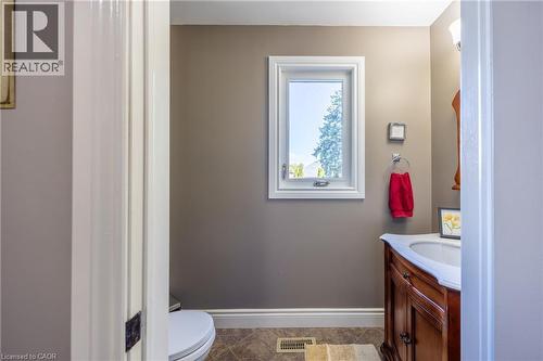 14 Prospect Street, Port Dover, ON - Indoor Photo Showing Bathroom