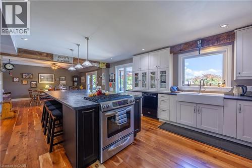 14 Prospect Street, Port Dover, ON - Indoor Photo Showing Kitchen