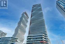321 - 3900 CONFEDERATION PARKWAY E  Mississauga, ON L5B 0K7