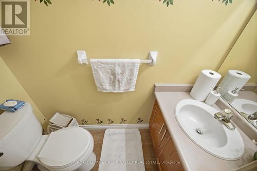 8 Pressed Brick Drive, Brampton, ON - Indoor Photo Showing Bathroom