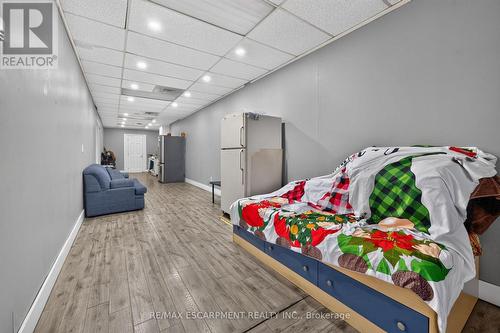 1292 Barton Street E, Hamilton, ON 