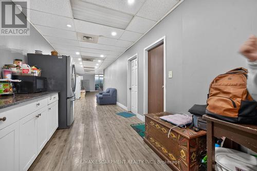 1292 Barton Street E, Hamilton, ON 
