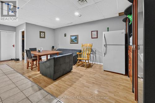 1292 Barton Street E, Hamilton, ON 