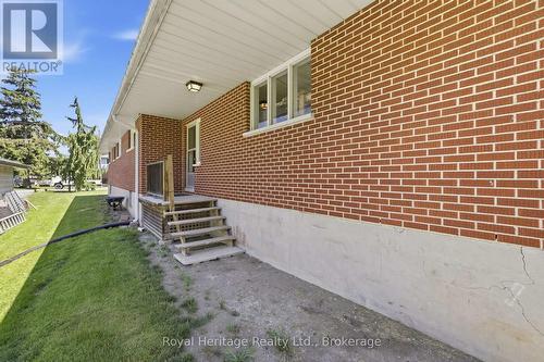 12 Simcoe Street, Whitby (Brooklin), ON - Outdoor
