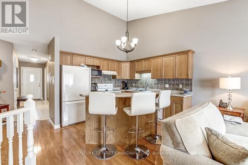 47 - 1077 Hamilton Road, London East (East O), ON - Indoor Photo Showing Kitchen