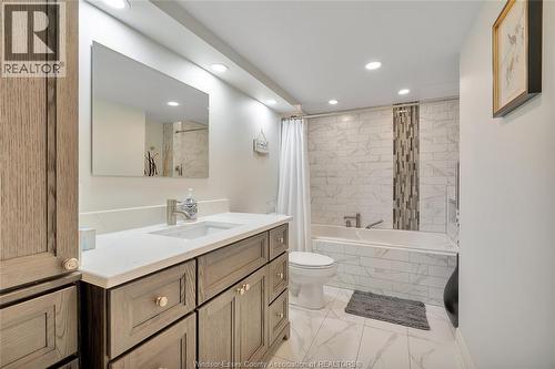 1340 Aspenshore Avenue, Windsor, ON - Indoor Photo Showing Bathroom