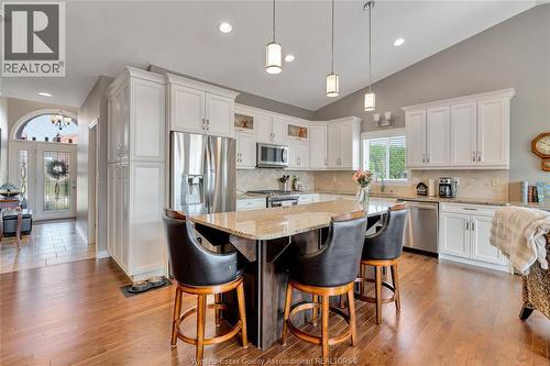 1340 Aspenshore Avenue, Windsor, ON - Indoor Photo Showing Kitchen With Upgraded Kitchen