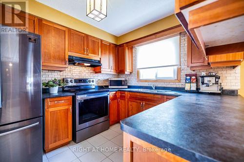 1770 Spruce Hill Road, Pickering, ON - Indoor Photo Showing Kitchen With Double Sink