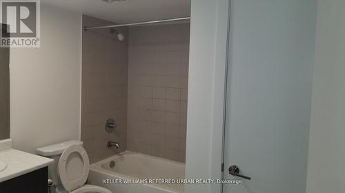 1308 - 1346 Danforth Road, Toronto, ON - Indoor Photo Showing Bathroom