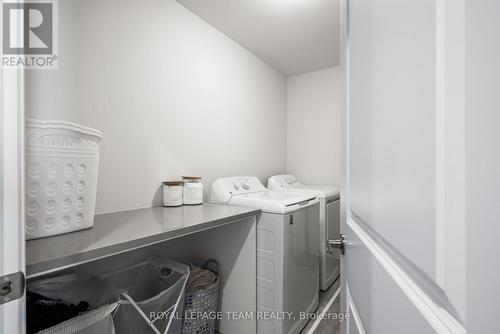 Laundry Room (Second Level) - 800 Solarium Avenue, Ottawa, ON - Indoor Photo Showing Laundry Room