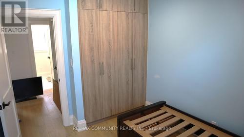 7 Denham Road, Toronto, ON - Indoor