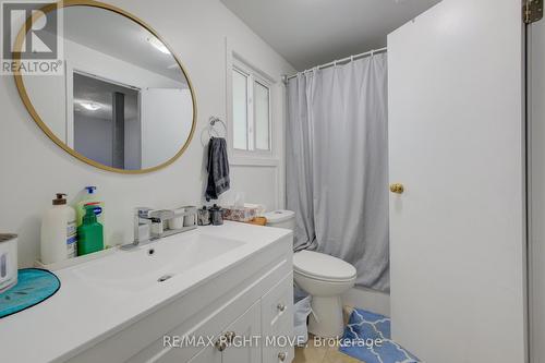 3 - 486 Springbank Avenue N, Woodstock, ON - Indoor Photo Showing Bathroom