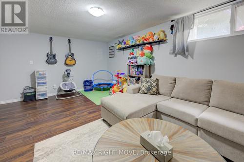 3 - 486 Springbank Avenue N, Woodstock, ON - Indoor Photo Showing Living Room
