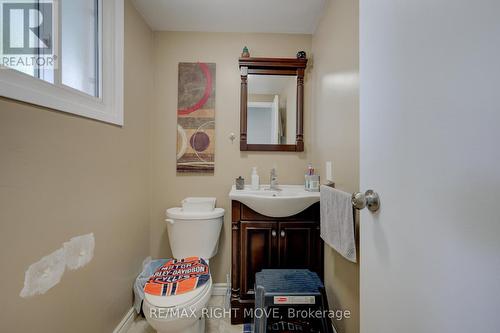 3 - 486 Springbank Avenue N, Woodstock, ON - Indoor Photo Showing Bathroom