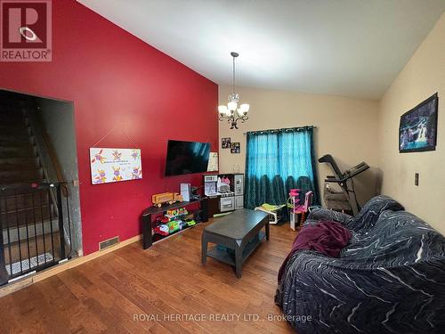 322 Dingman Road, Cramahe, ON - Indoor