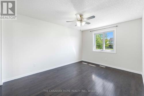 500 Robert Ferrie Drive, Kitchener, ON - Indoor Photo Showing Other Room