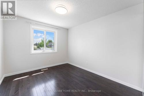 500 Robert Ferrie Drive, Kitchener, ON - Indoor Photo Showing Other Room