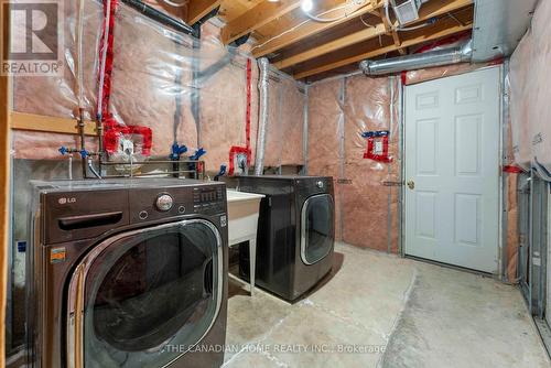 500 Robert Ferrie Drive, Kitchener, ON - Indoor Photo Showing Laundry Room