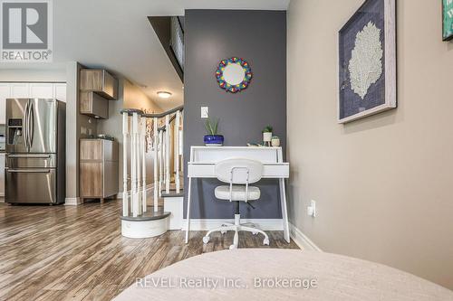 12 Colonel Lyall Street, St. Catharines (Secord Woods), ON - Indoor