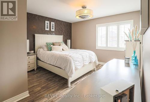 12 Colonel Lyall Street, St. Catharines (Secord Woods), ON - Indoor Photo Showing Bedroom