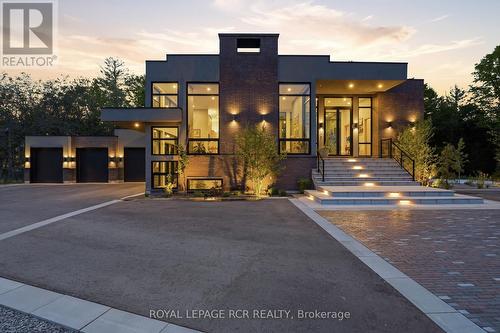 3404 Vivian Road, Whitchurch-Stouffville, ON - Outdoor