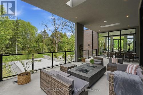 3404 Vivian Road, Whitchurch-Stouffville, ON - Outdoor With Exterior
