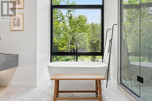 3404 Vivian Road, Whitchurch-Stouffville, ON - Indoor