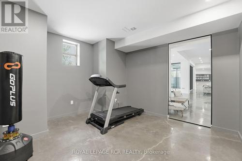 3404 Vivian Road, Whitchurch-Stouffville, ON - Indoor Photo Showing Gym Room