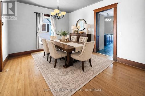 18 Emerick Avenue, Fort Erie (Central), ON - Indoor Photo Showing Dining Room