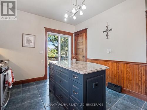 18 Emerick Avenue, Fort Erie (Central), ON - Indoor