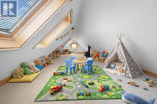18 Emerick Avenue, Fort Erie (Central), ON - Indoor Photo Showing Other Room