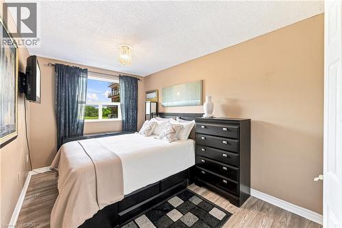 851 Queenston Road Unit# 202, Hamilton, ON - Indoor Photo Showing Bedroom