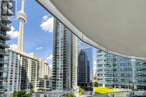 407 - 12 York Street, Toronto, ON - Outdoor With Balcony With Facade