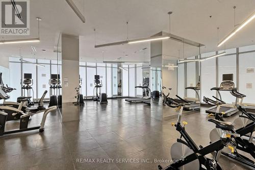 407 - 12 York Street, Toronto, ON - Indoor Photo Showing Gym Room