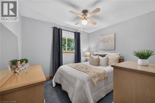 19 Country Club Road, Cayuga, ON - Indoor Photo Showing Bedroom