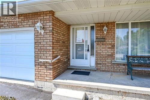 19 Country Club Road, Cayuga, ON - Outdoor With Exterior