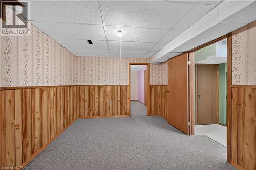 19 Country Club Road, Cayuga, ON - Indoor Photo Showing Other Room