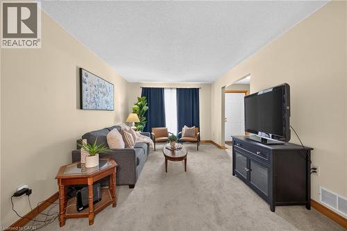 19 Country Club Road, Cayuga, ON - Indoor