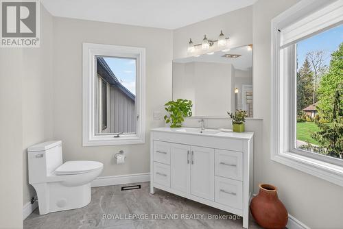 83 Blackburn Crescent, Middlesex Centre (Kilworth), ON - Indoor Photo Showing Bathroom