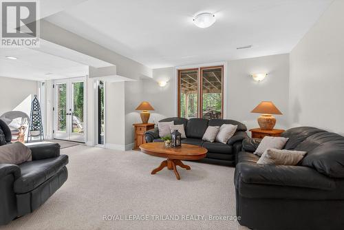 83 Blackburn Crescent, Middlesex Centre (Kilworth), ON - Indoor Photo Showing Living Room