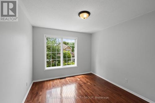 2104 Sandy Oaks Drive, Ottawa, ON - Indoor Photo Showing Other Room