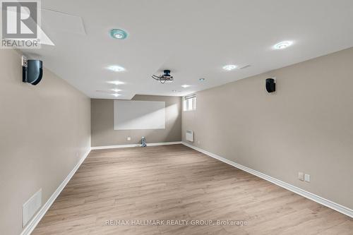 2104 Sandy Oaks Drive, Ottawa, ON - Indoor