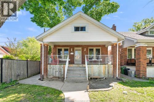 1220 BRUCE AVENUE  Windsor, ON N8X 1X3
